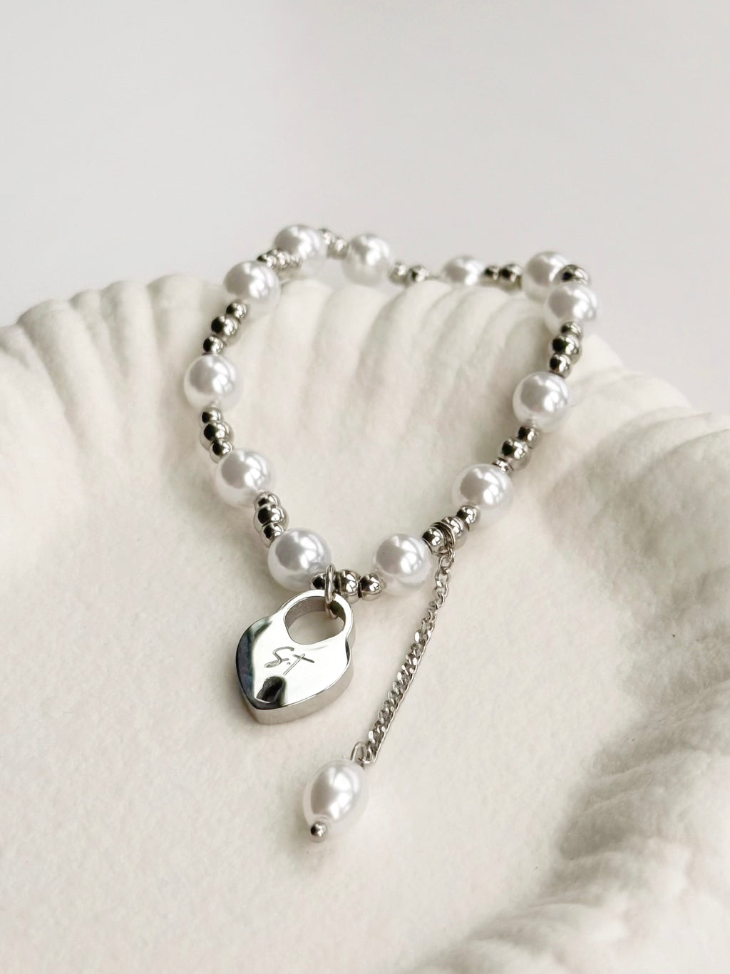 Heart Lock Pearl Bracelet