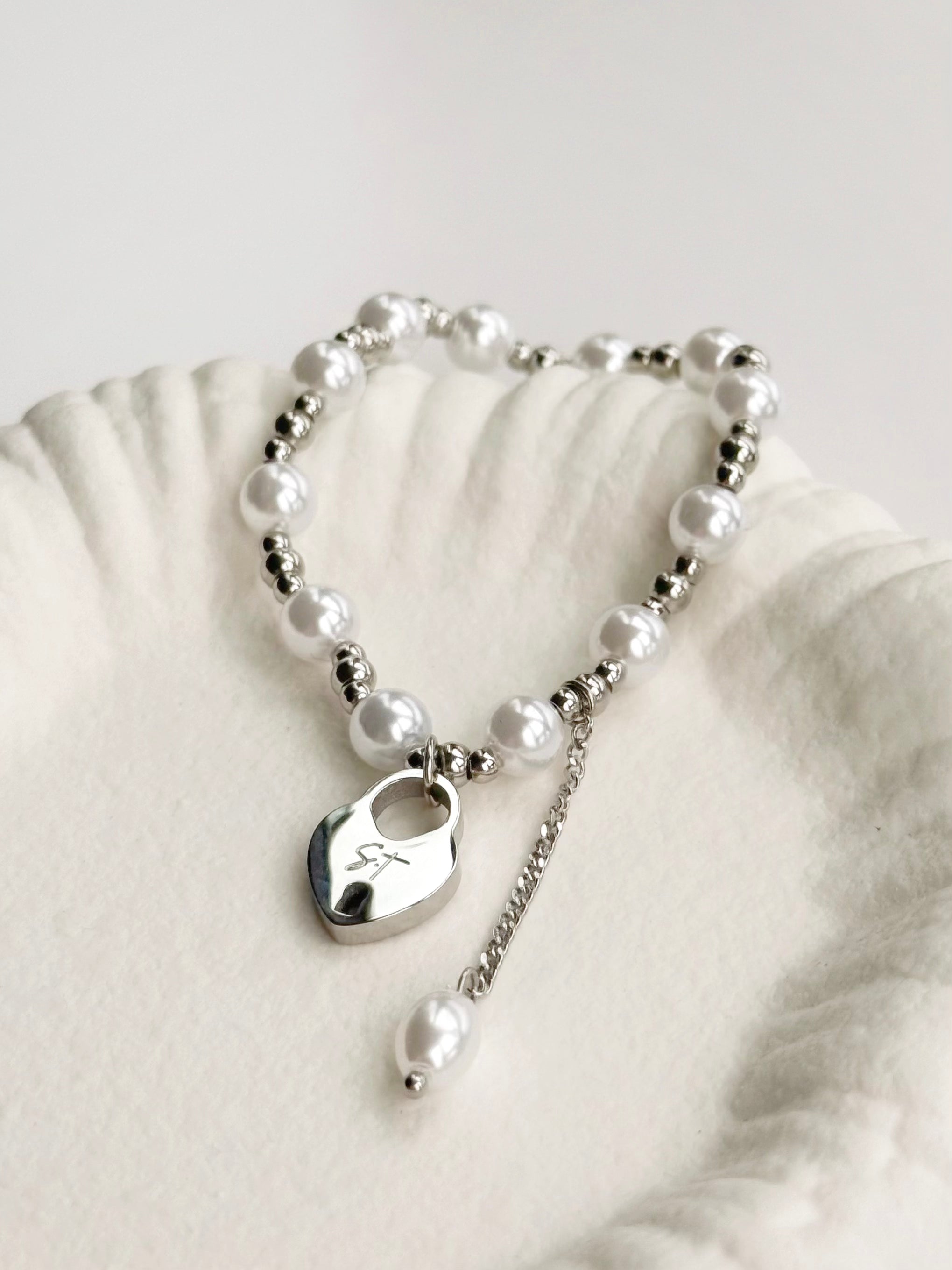 Heart Lock Pearl Bracelet